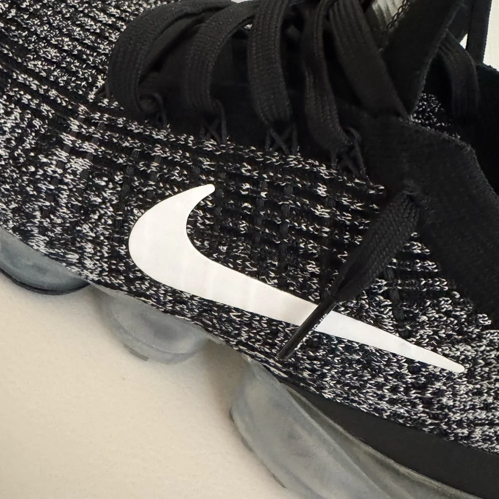 Nike Vapor Max Black and White Athletic Shoes - Picture 3 of 5